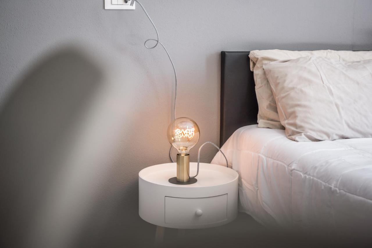 Suite 649 Mono Con Terrazzo Modena Kültér fotó